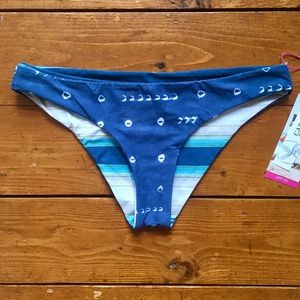 💥LAST ONE💥Carve Designs Sanitas Bikini Bottom